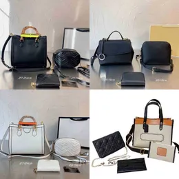 Torby wieczorowe torba na ramię 3 szt. Zestaw Crossbody Portfel skórzana torebka Kobiet Designer Pasek Moda Single Messengers 220526