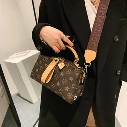 50% KORTING 50% KORTING hoge kwaliteit nieuwe modetrend Single Shoulder Messenger Bag textuur oude bloem draagbare kleine vierkante tas vrouwelijk