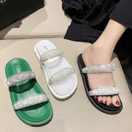 Capovolgimento di nuovi sandali estate 2022 pantofole Flops Women Rhinestones Casual Outside Toe Ladies Slides Scarpe Female Flats T221209 752