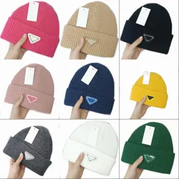 Mens Beanie Designer Hats monterade Cap Trucker Hat Pink White Stretch Bekväm resa Kallt väder Casual Snow Gorro Vintage Luxurious Letter Sticking Bonnets