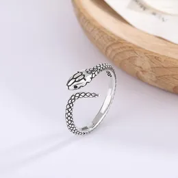 Pierścienie ślubne Vintage punk regulowany kształt węża dla kobiet imprezowy pierścień palców ręcznie robiony biżuteria zaręczynowa JZ213