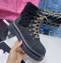 Chanelllies Boots Designer cf обнаженные туфли черная заостренная пальца в среднем каблуке