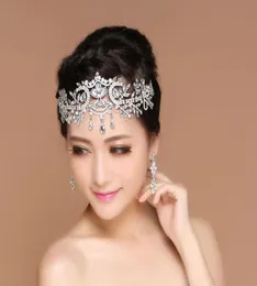 2019 Bling Gümüş Düğün Aksesuarları Gelin Tiaras Hairgrips Crystal Rhinestone başlıkları Jewelrys Kadın Alın Saç Kralları He8934010