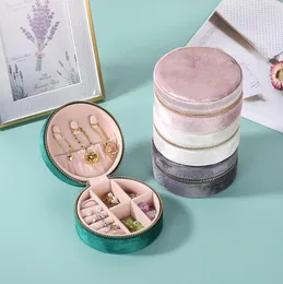 Travel Velvet Jewelry Box Mini prezenty dla kobiet dziewczęta małe przenośne wyświetlacze pudełka na pierścienie