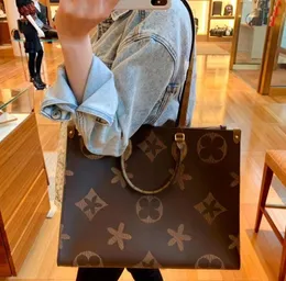 Bolsa de mão de designer de luxo bolsa de mão bolsa de ombro em movimento crossbody bolsa de compras bolsas letras flores floral uma alça carteira feminina bolsas bolsas bolsas dakiiu