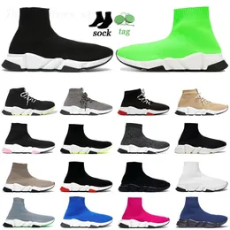 2024 Socken Schuhe Tennis Race Runners Freizeitschuhe Triple Black White Grey Flache Männer Frauen Mode Sport Trainer Scarpe Sneakers J1