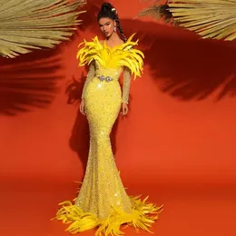 Sparkle Yellow Sequins Pageant Dress With Feathers 2023 Trendy Long Sleeves Mermaid Prom Evening Dresses Floor Length Vestidos 322