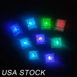 RGB LEDフラッシングアイスキューブライトウォーター潜水液液センサークラブウェディングパーティーシャンシャンタワークリスマスお祝いのためのナイトナイトライト