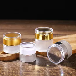 Milchglas-Cremeflaschen, runde Kosmetikdosen, Hand-Gesichtscreme-Flasche, 20 g-30 g-50 g-Gläser, mit goldfarbener/silberner/weißer Acrylkappe, PP-Einlage SN512