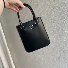 Kadın Moda Kadın Çanta Tasarımcı Markası Luxurious Messager Çantalar Dokuma Koltuk altı çanta Yıldız Çanta Çartı Crossbody Bolsas