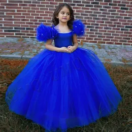 2023 Royal Blue Flower Girls Dress для свадебных шариковых платье с плеча короткие рукава хрустальные бусинки Тул и день рождения детские девчонки.