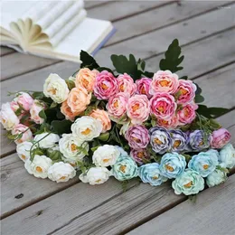 Flores decorativas 1pc Artificial 10 Heads Buds de chá Butas de seda Bouquet Home Decoração de casamento Decoração de ornamentos Camellia Decor