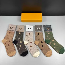 Designer Mens Socks Women Cotton All Meathing Classic Kostka Oddychana czarno -biała piłka nożna koszykówka sportowa Skarpetka 86441