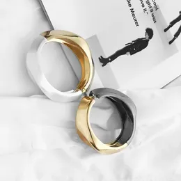 charm bangle bracelets High quality designer design Bangle stainless steel gold buckle bracelet fashion jewelry men and women zinc alloy spring ring creative