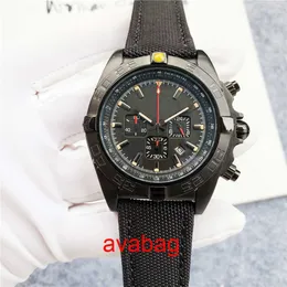 ساعة Wristwatches Men Men Wrist Hotes Fashion Geny Genidation Multifunction Canvas Band Quartz AAA Clock BR121