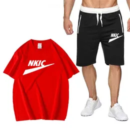 Fatos esportivos de secagem rápida, trajes de treino, conjuntos de corrida masculinos, roupas de ginástica para homens de verão, conjuntos de futebol, uniformes esportivos