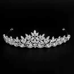 Luxur Crystal Flower Tiara f￶r kvinnor pannband br￶llop h￥r tillbeh￶r silver f￤rg huvudstycke brud smycken g￥va