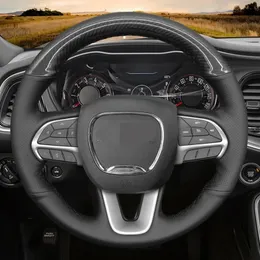 Do Dodge Challenger Charger 2015-2021 Dodge Durango 2018-2021 Ręcznie zszyta czarna skórzana kierownica z włókna węglowego