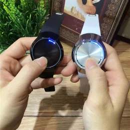 Творческий минималистский силиконовый водонепроницаемый светодиодный сенсорный экран часы для мужчин женщин пара смотрит на смарт -электронику повседневные часы189K
