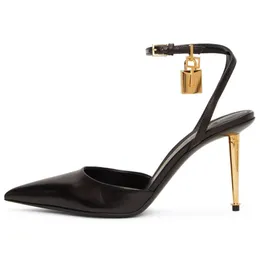 L'ultima moda metal sense Sandali con tacco sottile 10,5 cm scarpe col tacco alto da donna fibbia in oro di lusso decorativa estate Baotou cinturino alla caviglia fabbrica di scarpe da sera