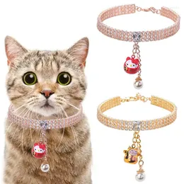 Odzież dla psa Bling Rhinestone Kołnierz Crystal Puppy Chihuahua Pet Kołnierze z dzwonkami dla małych średnich psów Akcesoria