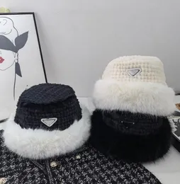 겨울 플러시 비니 양모 양모 따뜻한 여성 버킷 모자 다색 패션 니트 비니 모자 유니세 된 레저 두개골 모자 커플 니트 모자
