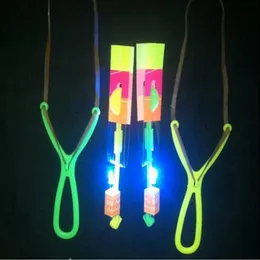 Space UFO LED blinkend Amazing Arrow Hubschrauber Spielzeugschlollen
