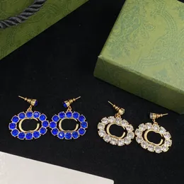 Pendientes con dijes de diamantes llenos Letras dobles Pendientes de diseñador Mujeres Gotas para los oídos de cristal de zafiro con caja