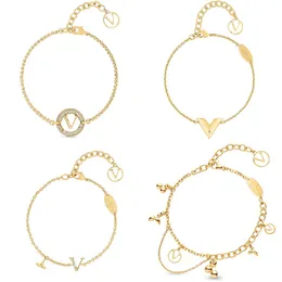 НИКОГДА не исчезайте цепные браслеты Дизайнеры 18K Золото, покрытая роскошными брендами