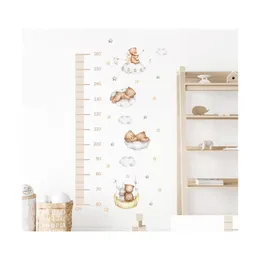 Decorazione della parete Cartoon Baby Altezza Misurazione Orso Nuvole Luna Stelle Adesivo Nursery Vinile Decalcomanie Bambini Camera da letto Interno Casa 220613 Dro Dhj45