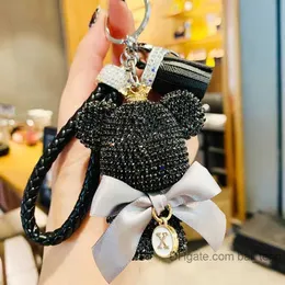 11 Color 2021 Роскошный дизайнерский дизайнерский брелок с полным страном Diamond Cartoon Bear Crystal Crigchains держатель подвесной сумки женская сумочка Key Baiteng