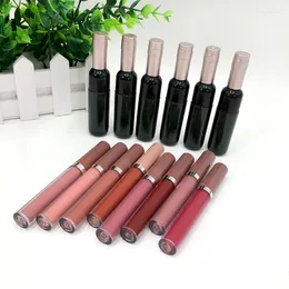 Lip Gloss Custom Private Logo Weinflasche Verpackung Matte langlebige sexy Lippen Nicht -Stick -Tasse