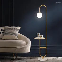 مصابيح الأرضية Pied de Lampe Metal Stand مروحة ترايبود مصباح خشبي مصباح نوم مصابيح الضوء الحديثة التصميم