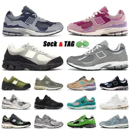 2002 2002r B2002R Casual Shoes Menskvinnor Platformer Running Sneakers Thisisneverthat Protection Pack Pink Mirage Grey Triple S Black White
