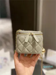 مصممة Women Crossbody أكياس الكتف حقائب اليد المصممة الفاخرة المصغرة مربع محمولة حملة شفاه شفاه الأغنام