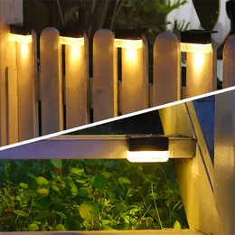 데크 태양열 4/8/16/20pcs 정원 난간을위한 따뜻한 흰색 정원 방수 LED 센서 홍수 조명