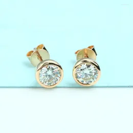 스터드 이어링 veryins 단단한 18k 옐로우 골드 1ctw 0.5ct 각 5mm d 컬러 Moissanite Bezel을위한 기념일 선물