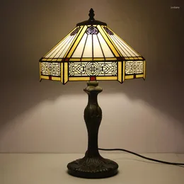 Lampy stołowe Tiffany witraże do salonu wystrój łóżka nocne jadalnia Turcja