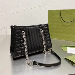 حقيبة كتف عالية الجودة أزياء الأزياء مصممة لوكسوريز لحفات اليدين الجلدية القابض 2021 حقائب التسوق النسائية المصممين LAR303T