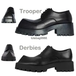 2022 لطيف أحذية قرن وحيد القرن للرجال شخصية غريبة أحذية جلدية رجال ديربي ديربي الحذاء مربع إصبع القدم منصة أوكسفوردز الطول