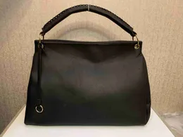 Factory Wholesale 2018 new handbag cross pattern synthetic leather shell chain bag Shoulder Messenger Bag Fashionista BAG top