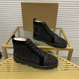 Stilvolle Herrenschuhe mit Nieten, handgefertigt aus echtem Leder, Designer-Rock-Stil, Unisex-Schuhe mit roten Sohlen, Luxusmode, diamantbesetzter Freizeitschuh für Damen 00114