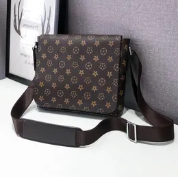 Najwyższej jakości skórzane męskie torby crossbody luksusowy projektant mody portfela sklepów kamera kamera karta kieszenie torebki torba na ramię Louiseities Viutonities