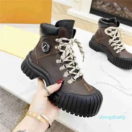 Fashion Boots Casual Women Luxury Design Winter Warm Heel Snow Leather Thick Soled Sock Boots 05-015