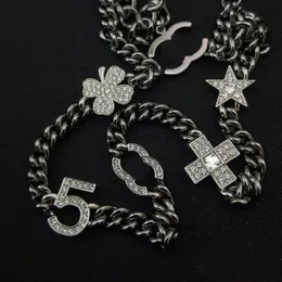 Mode C-Letter Choker-halsband Designer 925 Silverpläterad mässing Copper Crystal Pendant Necklace For Womens Wedding Jewelry Gift B244