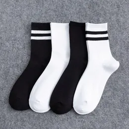 Erkek Çoraplar Uzun Korece ve Japon Çin Trendi Spor Boş Zamanları Konforlu Düz Renk Sokak Erkekler Kaykay Paralel Barları