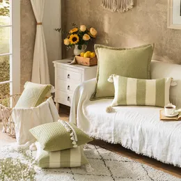 Poduszka bawełniana koronkowa dekoracyjna kwadratowa okładka z frędzlami plemienna boho bukłą poduszkę zieloną akcent na sofę prezent ślubny