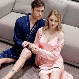 Мужская одежда для сна 2022 весна летняя пара 2pcs сексуальные шелковые атласные одеялы для кимоно для мужчин для мужчин с длинным рукавом женский халат женщины ночное платье ночное