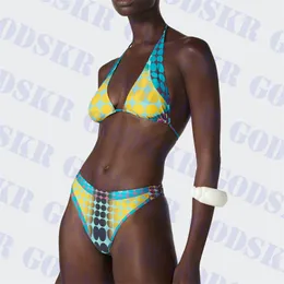 Andeia de banho feminina de biquíni pontilhada maiúsculas de banho na moda de maiô sexy swimshalshalshy europeu de estilo de natação europeu use duas cores