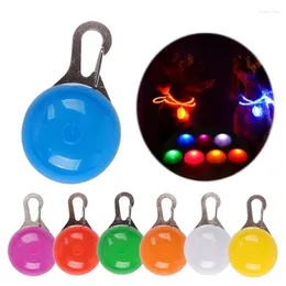 Dog Collars Safety Night Collar LED Flash Lights Pet Glowing Pendantが暗いネックレスアクセサリーに輝き